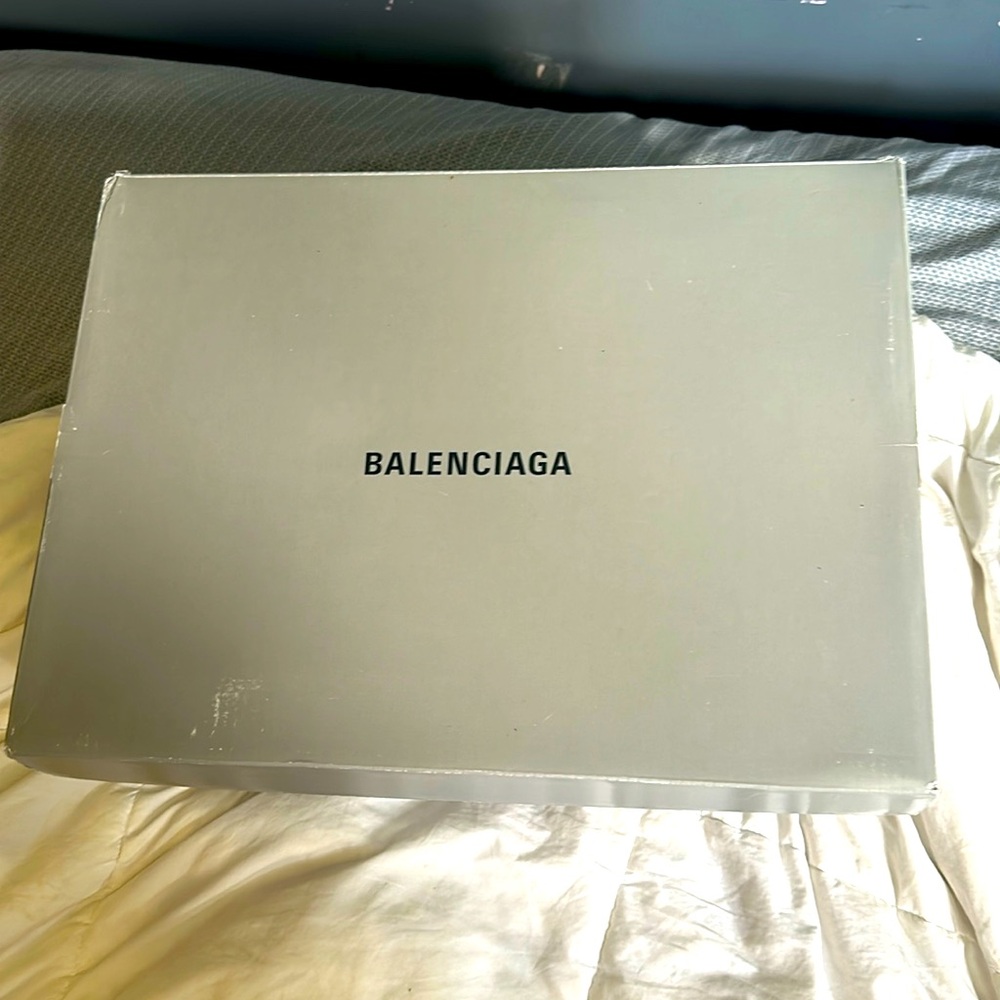 Balenciaga tracks, white